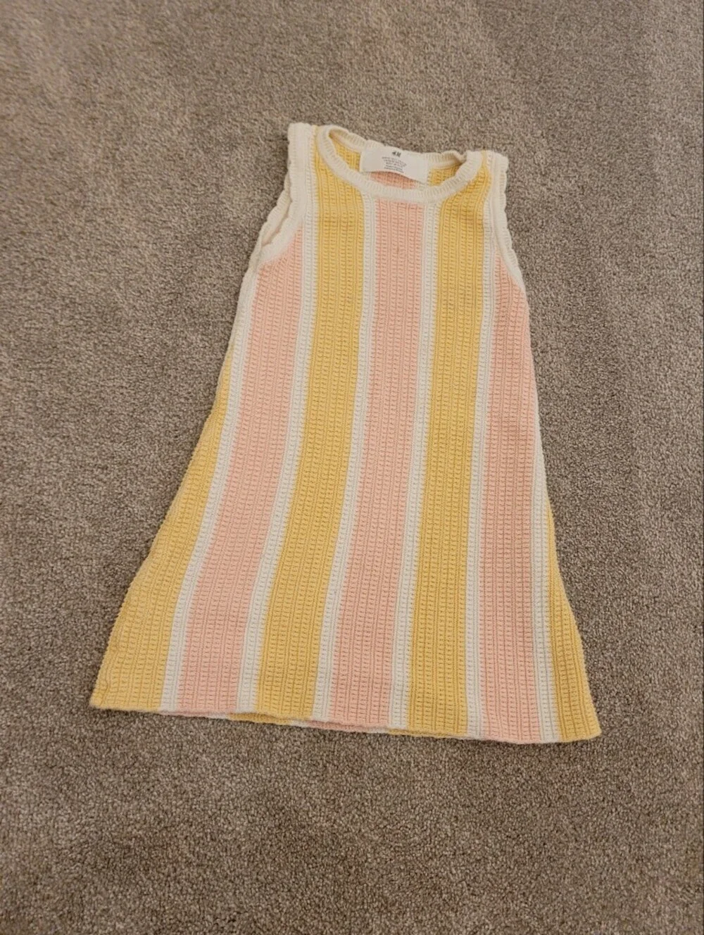H&M lightweight sleeveless